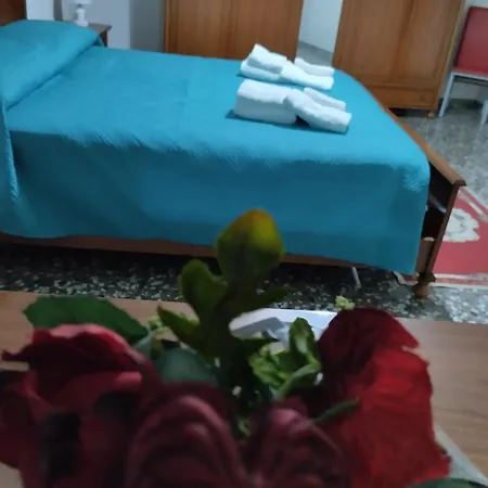 L' Arche * كاستلانيتا