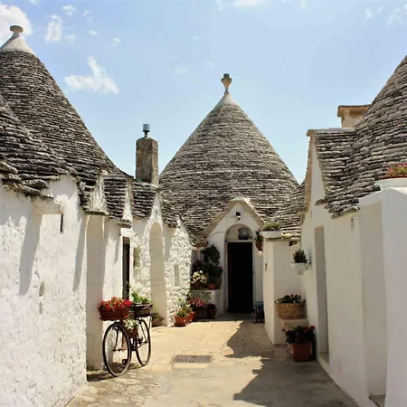 L' Arche Castellaneta