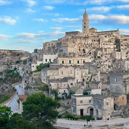 L' Arche *
