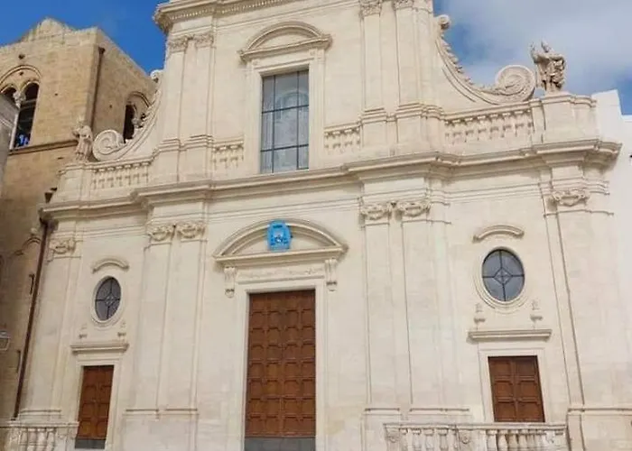 L' Arche Castellaneta